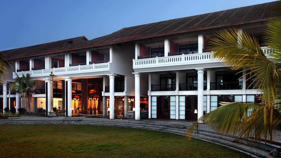 Vasundhara Sarovar Premiere