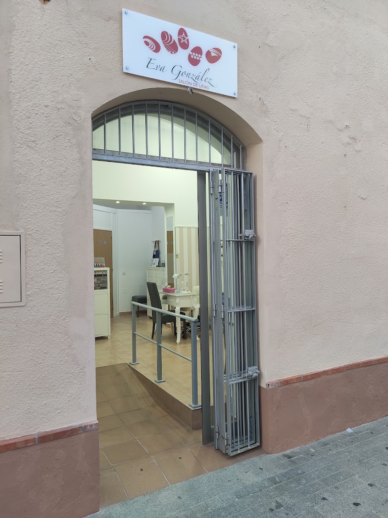 Salon Eva Gonzalez — Exterior