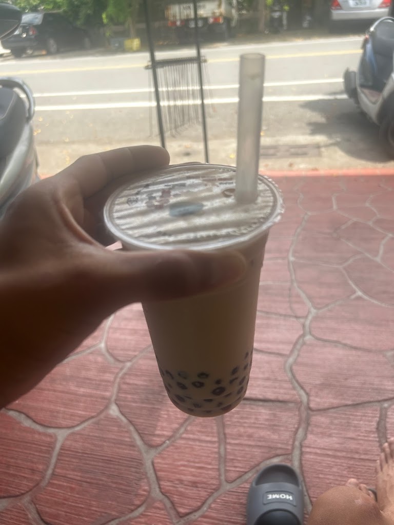 小惡魔飲料店(當地人的最愛)(冬瓜茶也是真的冬瓜煮出來的) 的照片