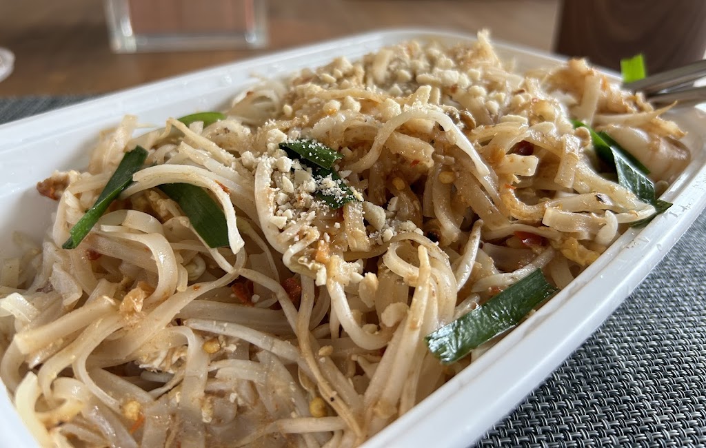 Pad thai