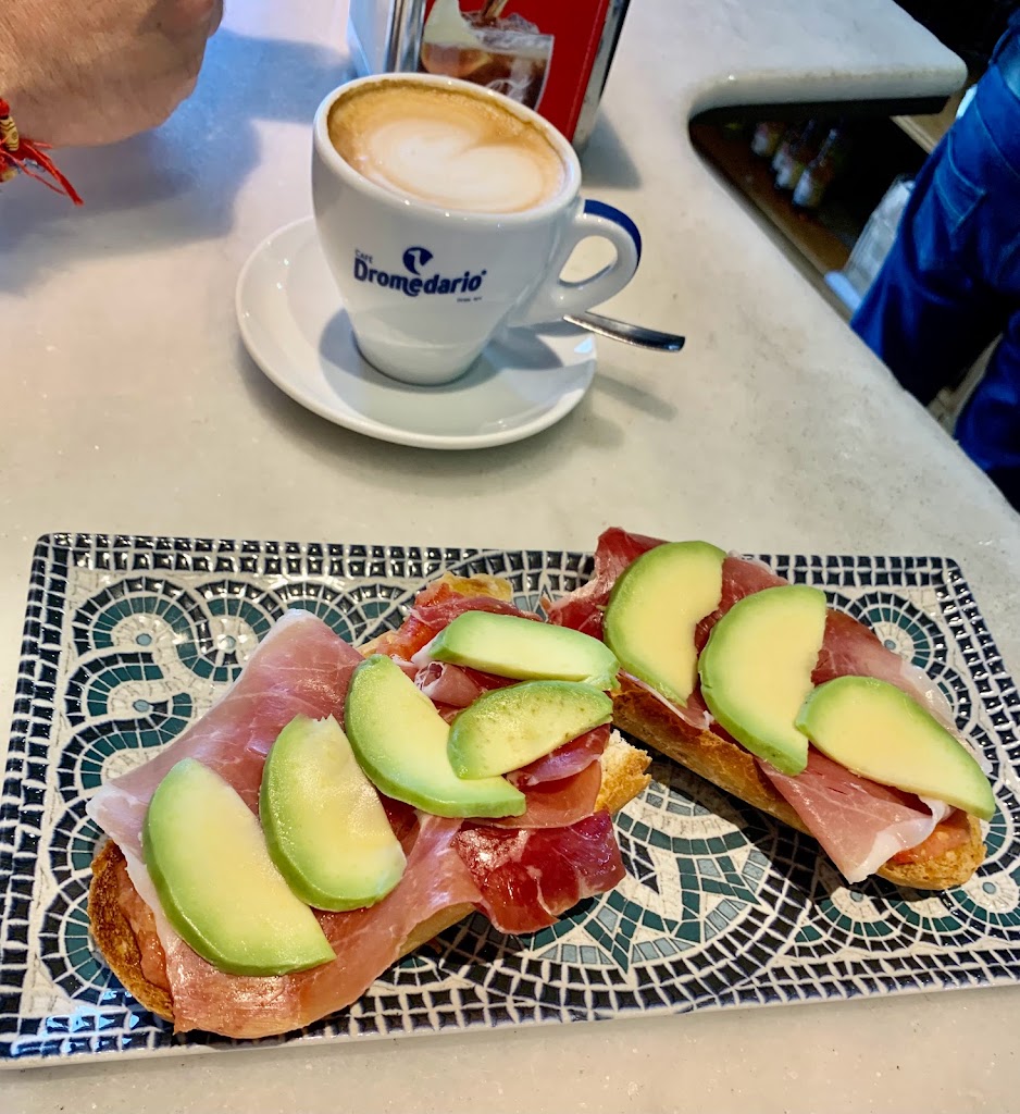 CAFEPLAZA — Comida y bebida