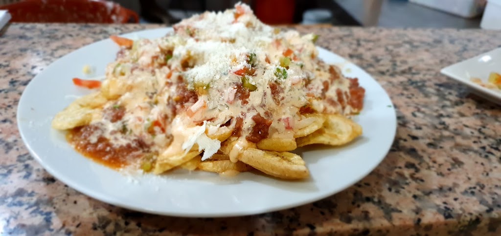 Ke Cachuda — Comida y bebida