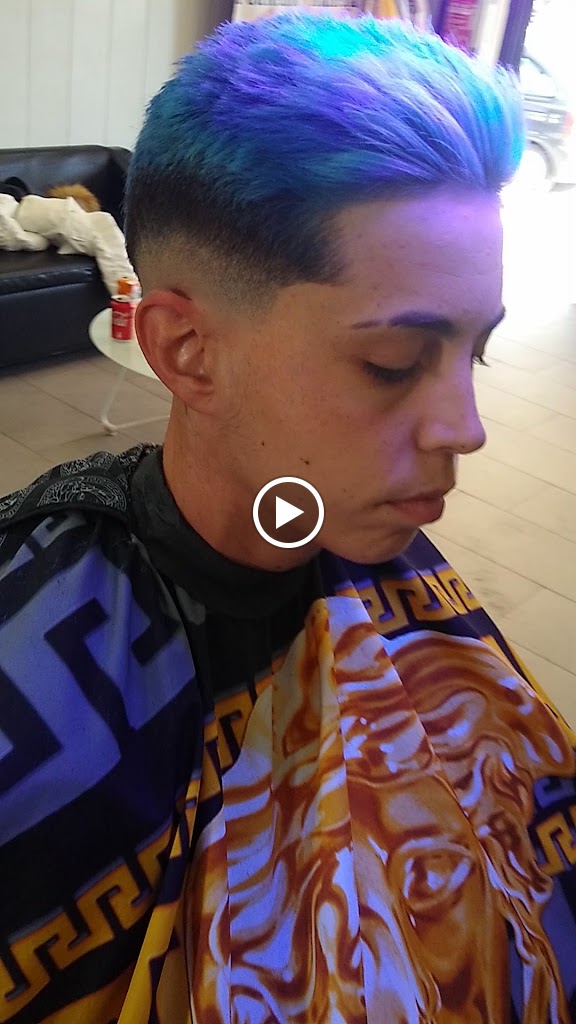 Barberia y estetica de la Jara — Videos