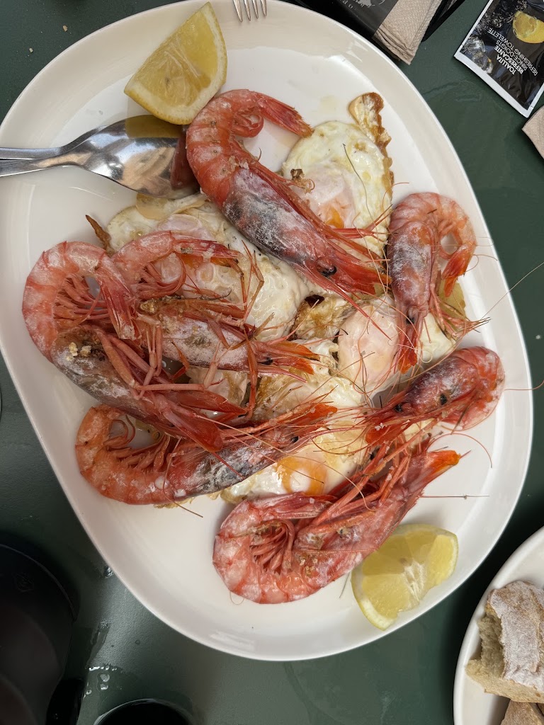 Barra 6 Gastrobar — Comida y bebida
