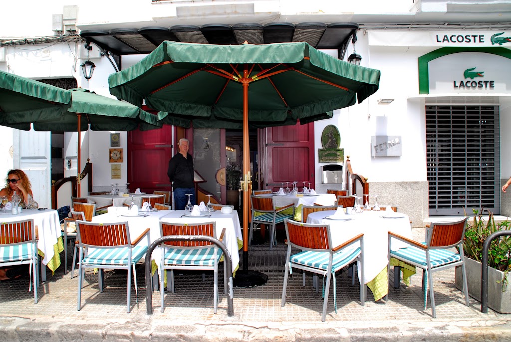 Restaurant Ca n'Alfredo — Ambiente