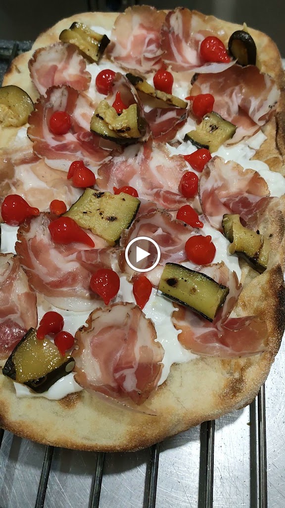 Restaurante La Amalfitana, Pinsa & Market — Videos