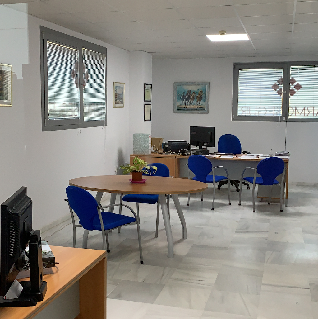 CARMOSEGUR — Interior
