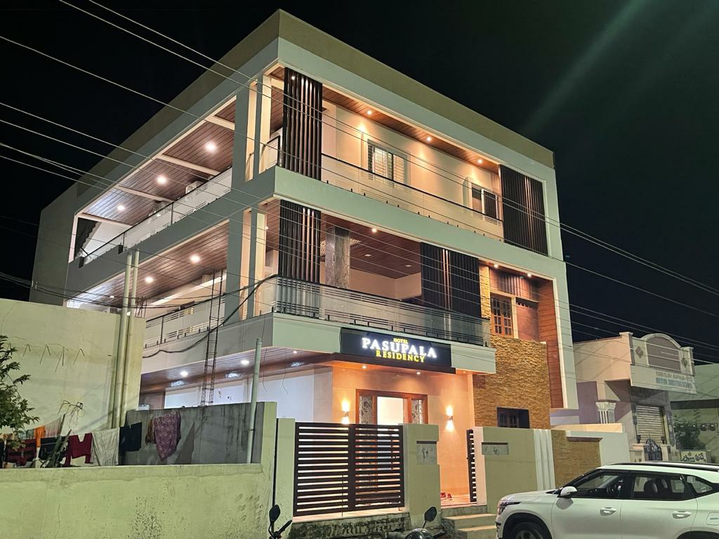 Hotel Pasupala Residency