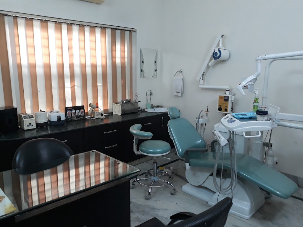 Garg Dental And Eyecare Center