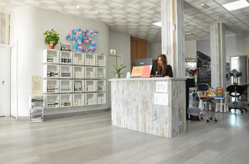 Mercedes Vega Peluqueria y estetica