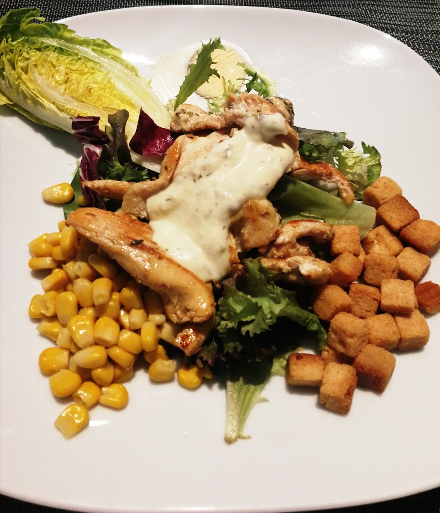 La Poncella — Comida y bebida
