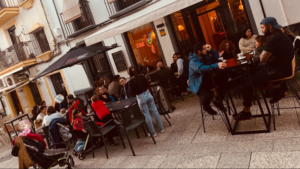 Colibri Cafe y Copas