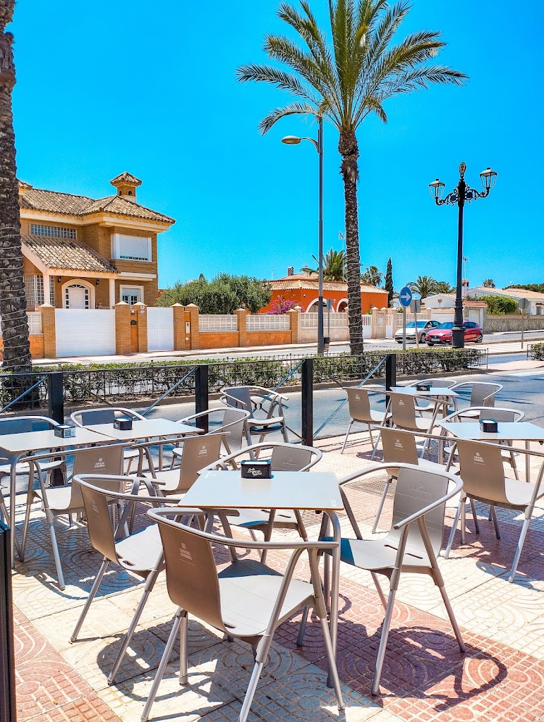 Entre Olivares Cafeteria