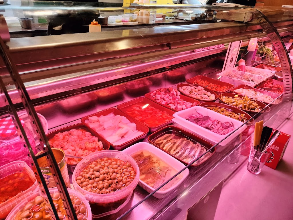 Oddvar Bodega & Colmado — Ambiente