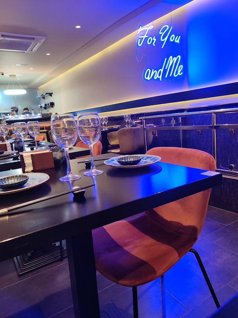 Youme Sushi - Gracia — Ambiente