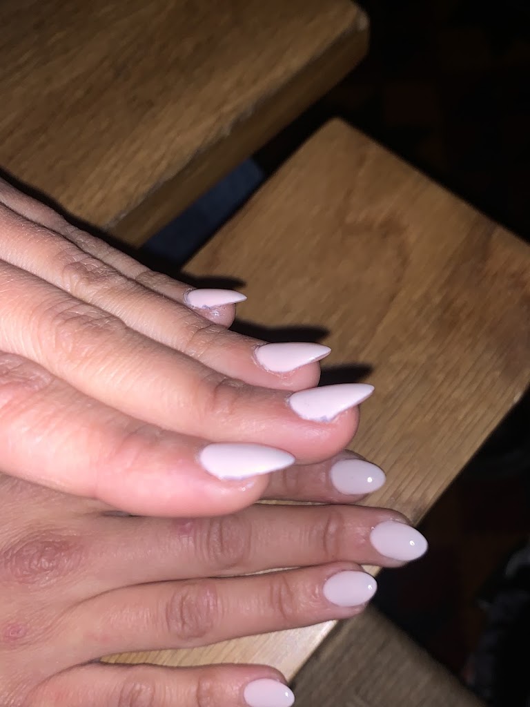Ken Nails — Una