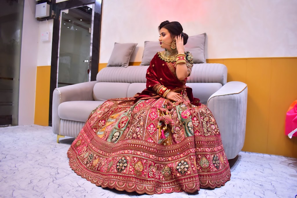 The Grand Beauty Salon