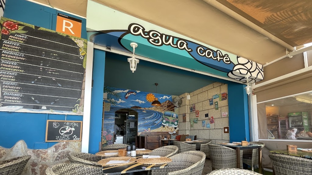 Agua Cafe Tapas-Music-Bar