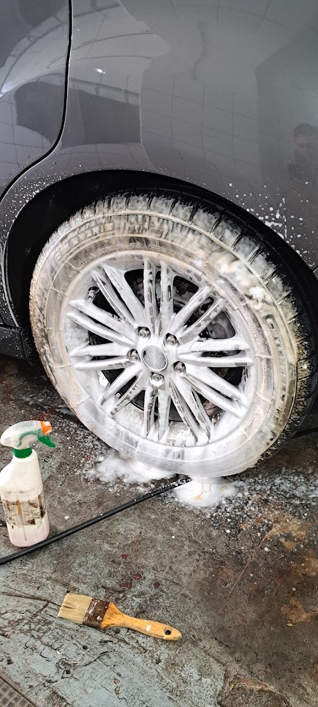 Fast&Clean-CarWash&Detailing/Lavadero de coche a mano y Detallado