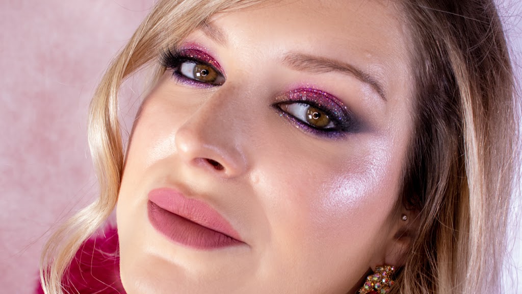 Maria Bartolessis (Maquilladora Profesional)