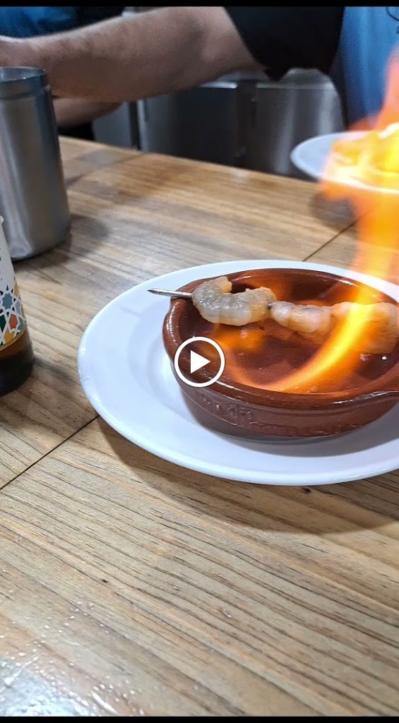 CAFE BAR CERRILLO — Videos