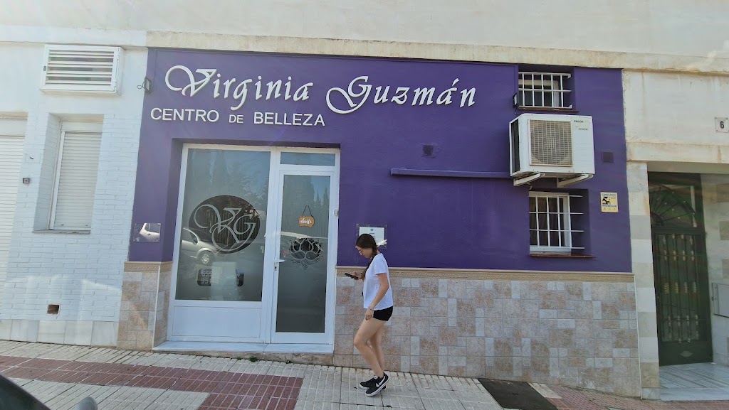 Virginia Guzman Centro de Belleza — Exterior