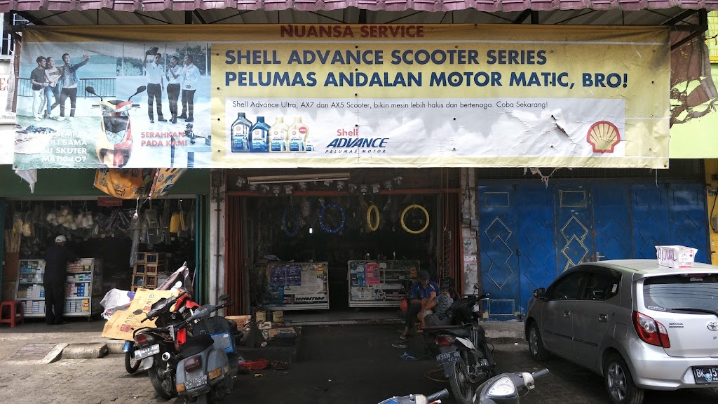 Nuansa mobil dan motor