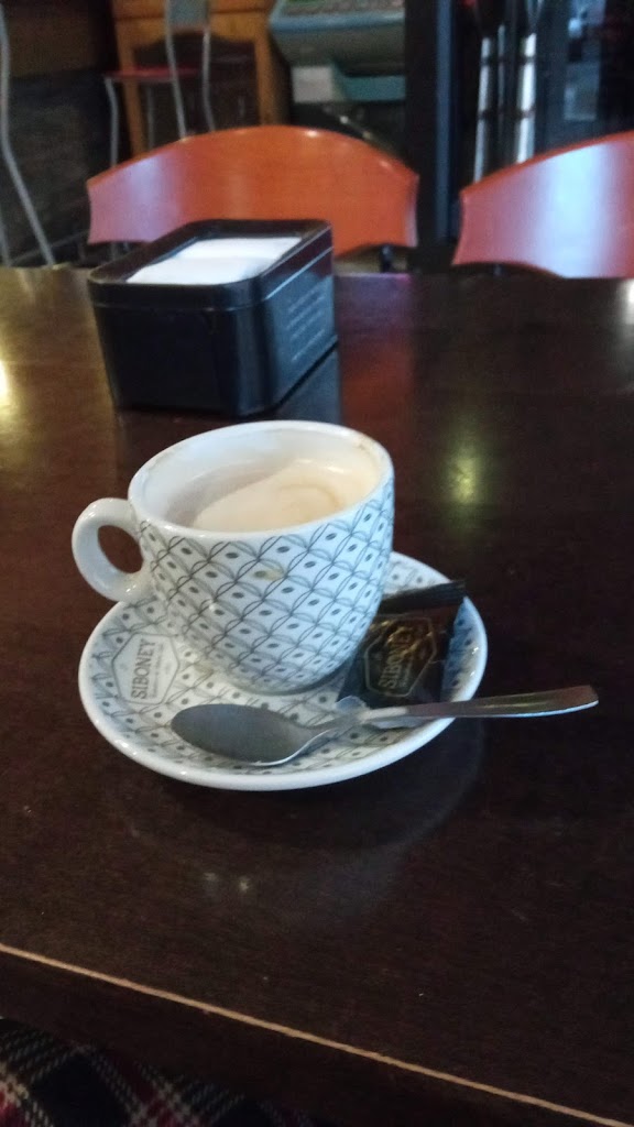 Cafe Menfis — Cafe