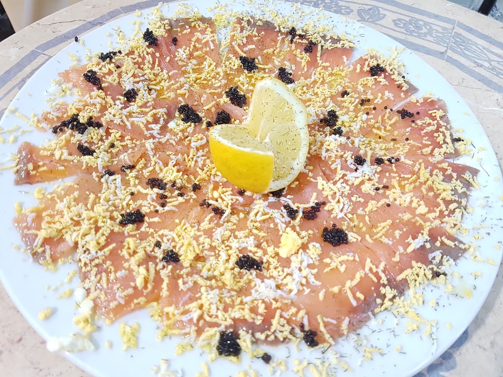 El Apreton II Pinto — Comida y bebida