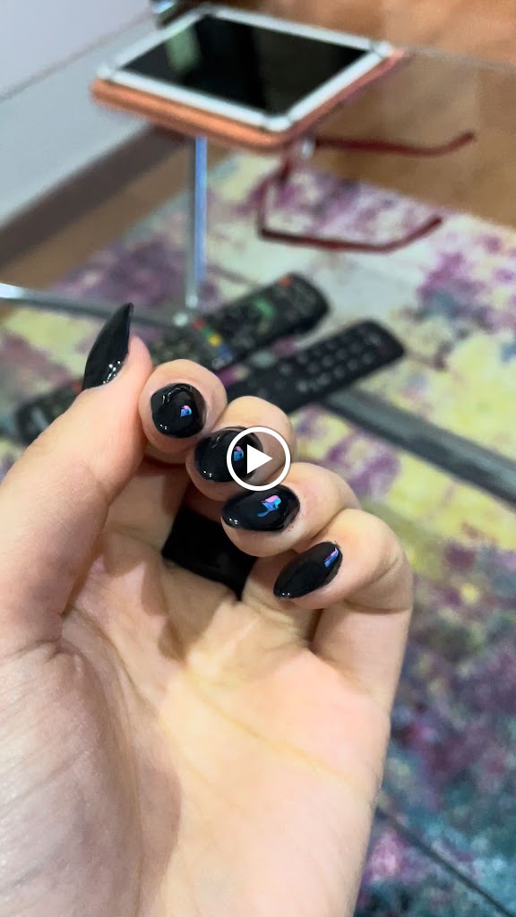 Salon de Belleza Sara Lago Nails — Videos