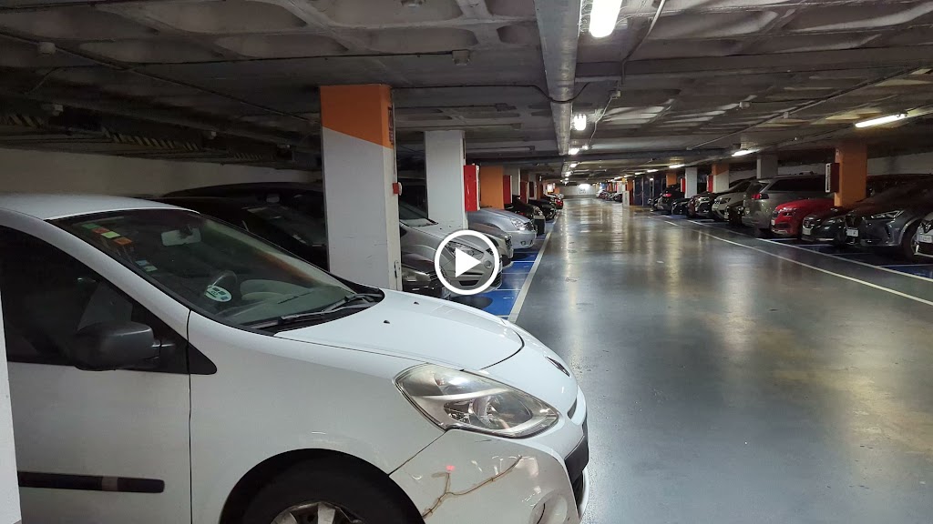 Parking Okendo — Videos