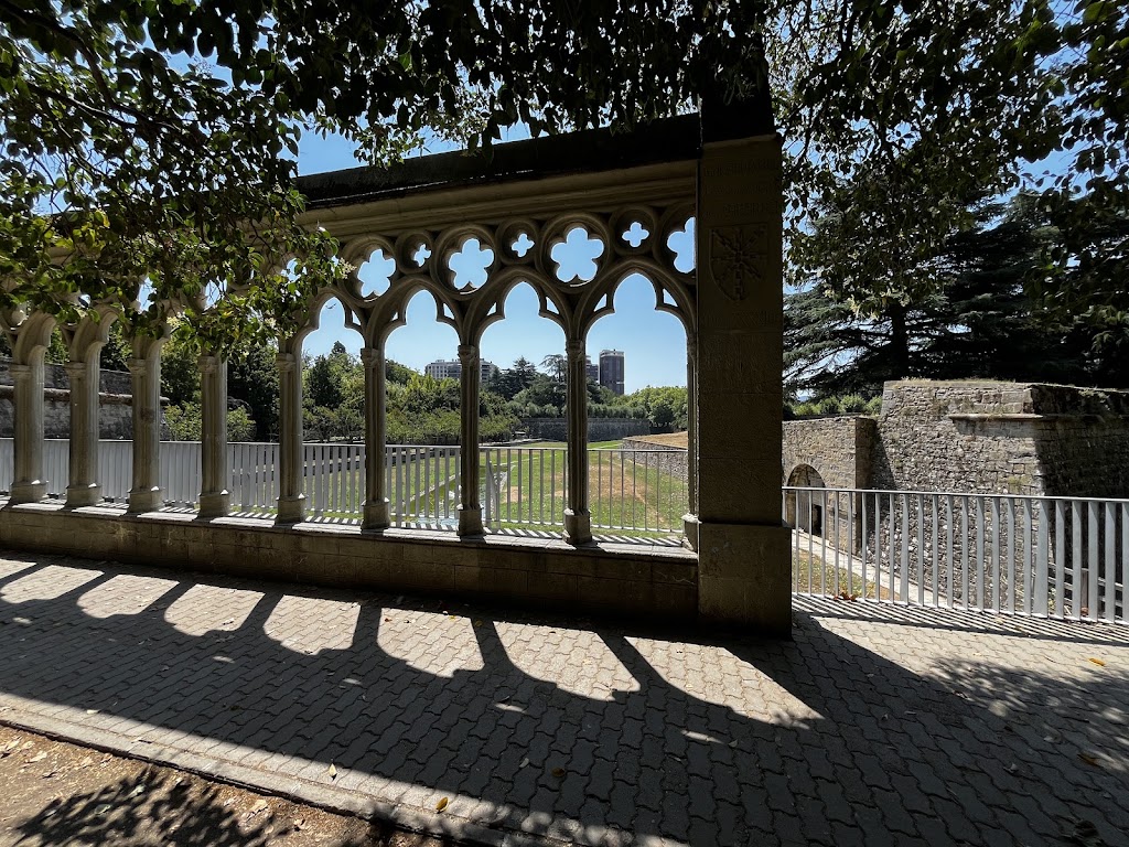 Monumento al Rey Teobaldo I de Champana