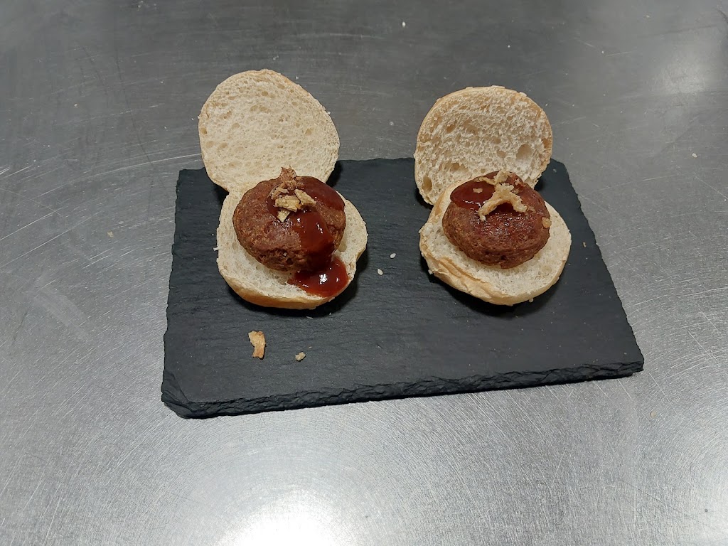 El Raco del Nieto — Comida y bebida