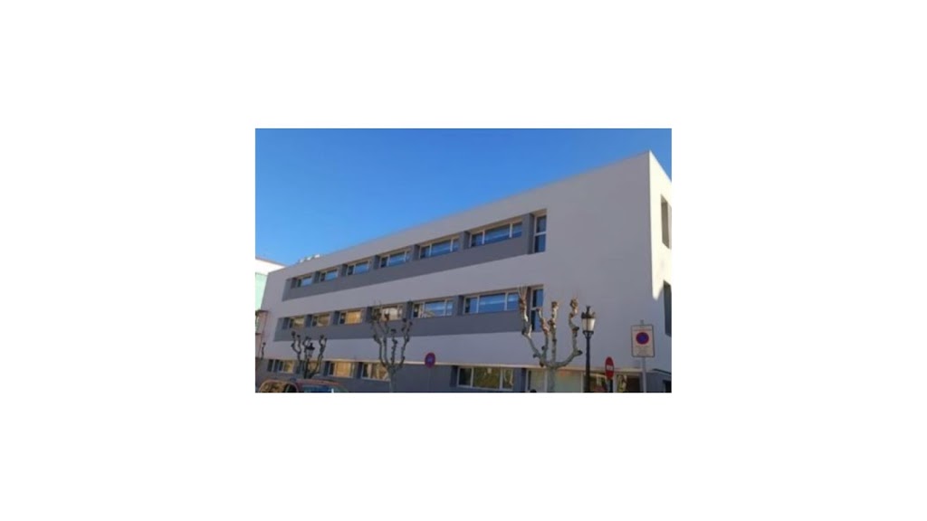 Escuela Sant Sadurni — Del propietario