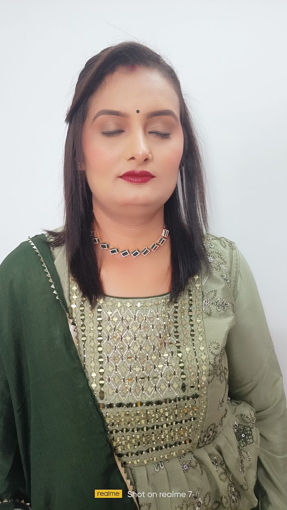 The Makeover Studio By Aarti S Rajan