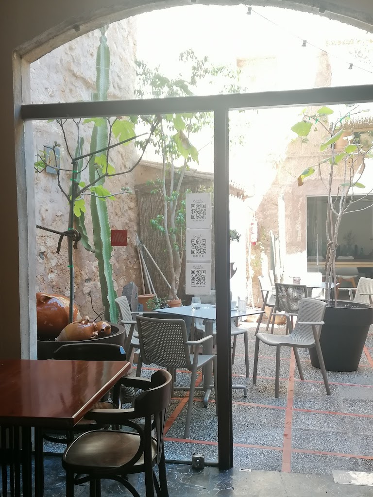 Cafe Arabic — Ambiente