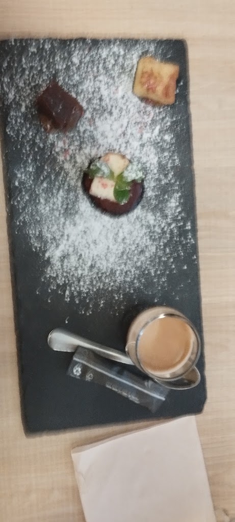 Le Bistrot — Mas recientes