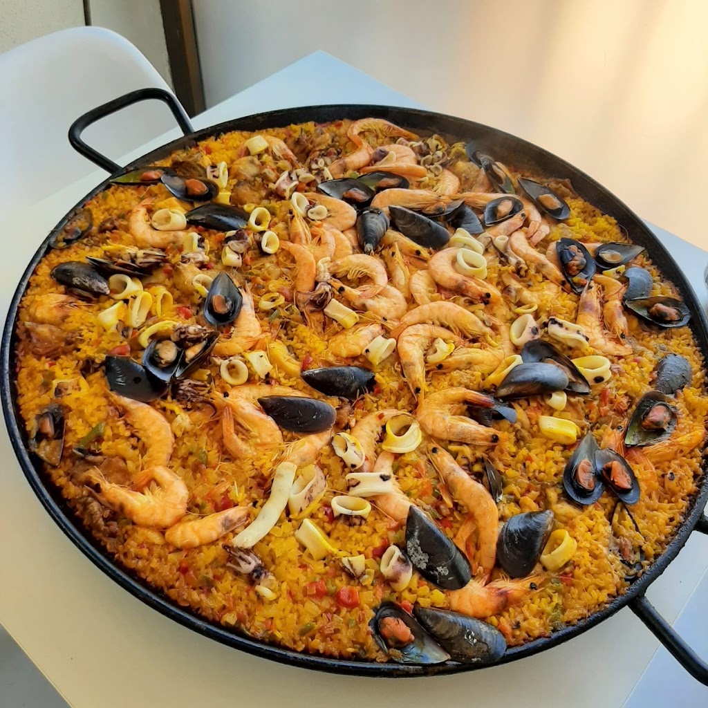 Bar Restaurante El Maestro — Comida y bebida