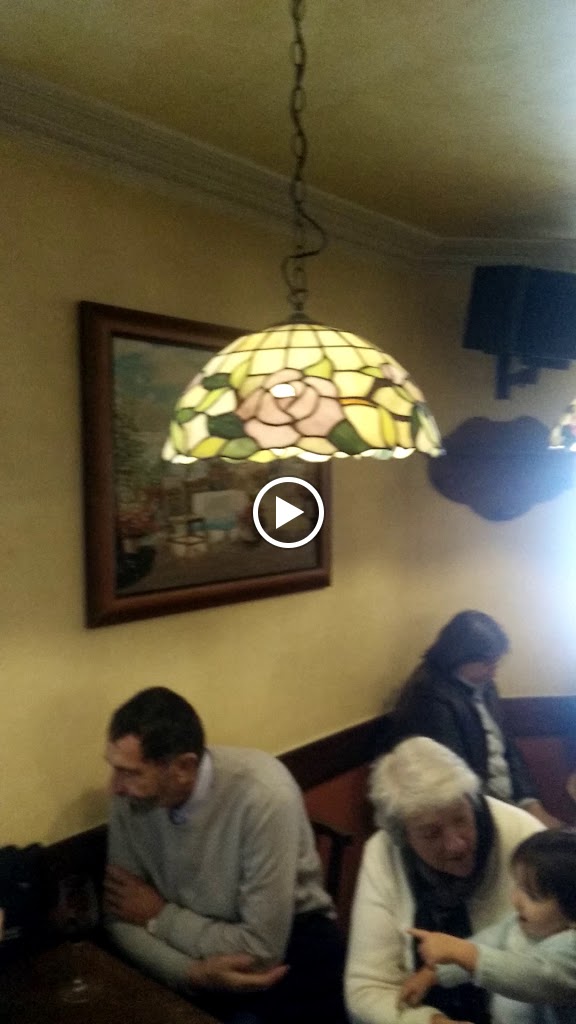 Upabi. Cafe - Bar — Videos