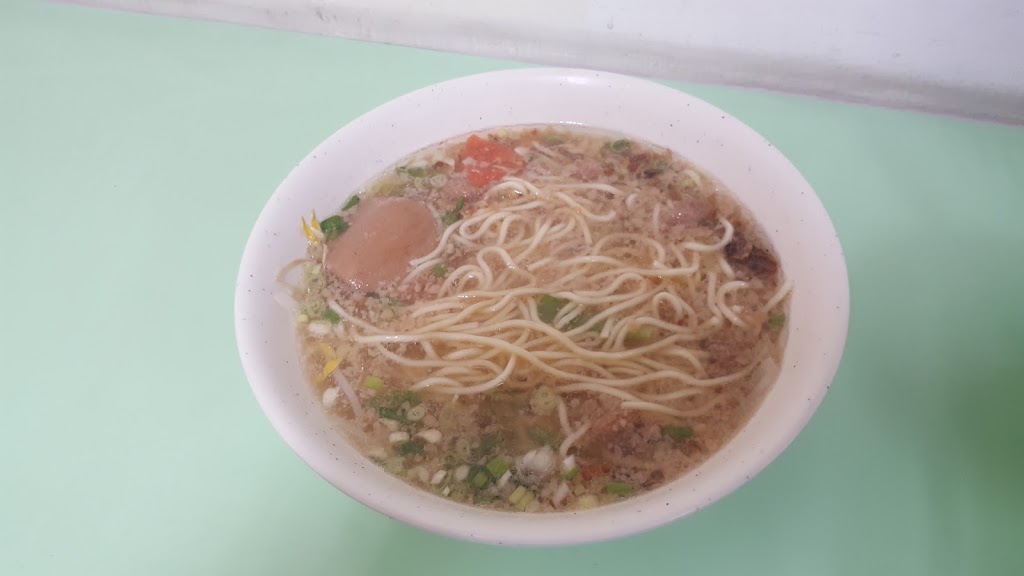 碗粿米糕魯肉飯切仔麵各式湯類 的照片