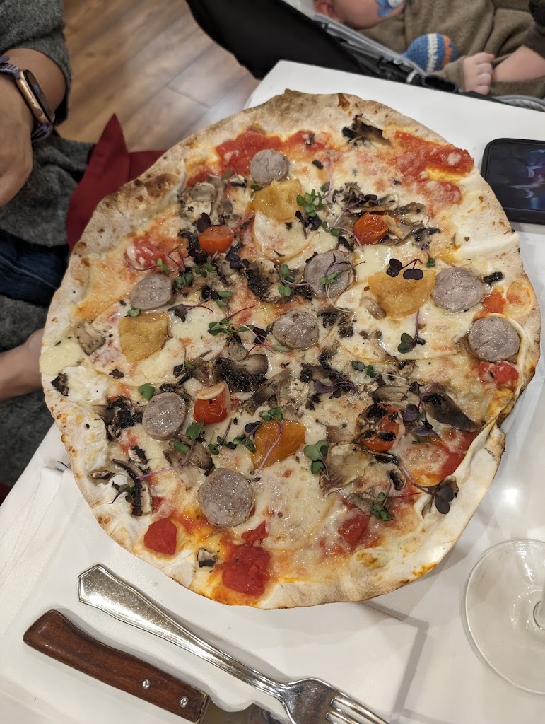 Restaurante La Tagliatella | Pontevedra — Comida y bebida