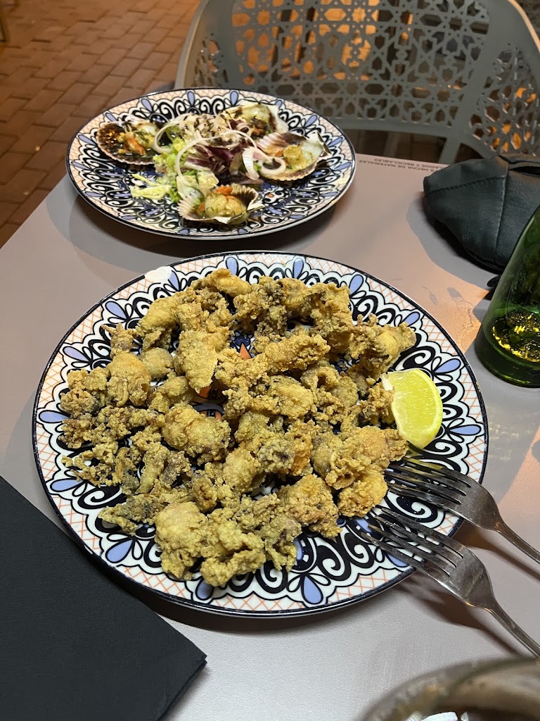 Tiberic — Comida y bebida