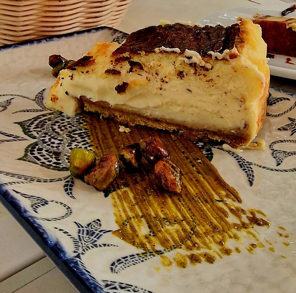 Casa Dimas (Xirivella) — Comida y bebida