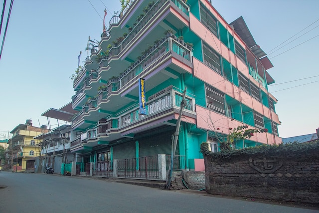 Oyo Palkyi Lodge