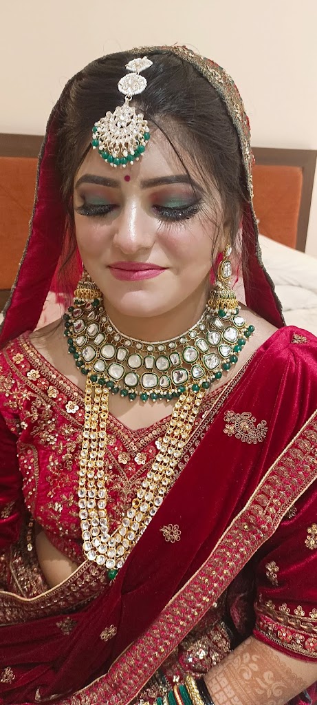 Heaven S Beauty Salon Makeup Studio