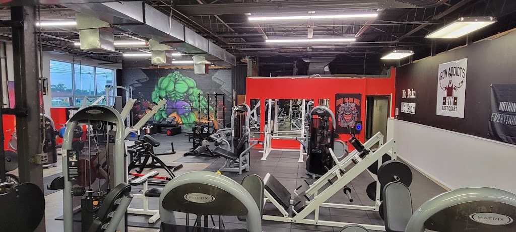  Strength Warehouse Gym