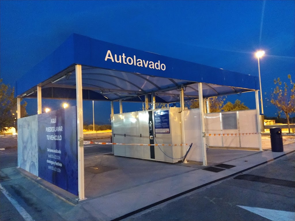 Gasolinera Carrefour — Exterior
