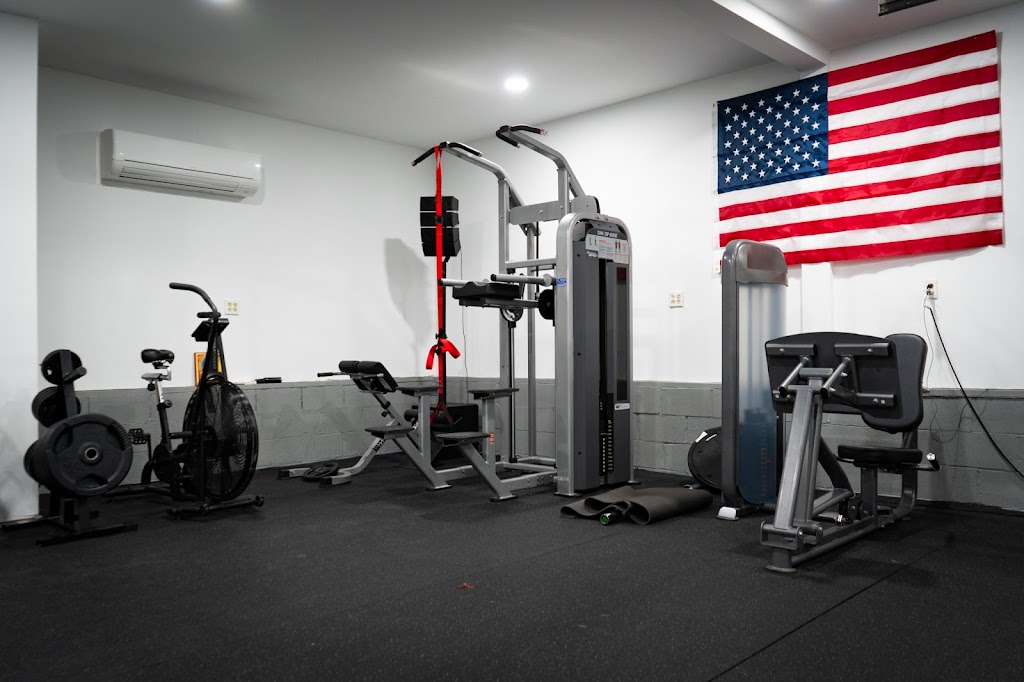  Revamp - Certified Personal Trainer. Nutritionist.