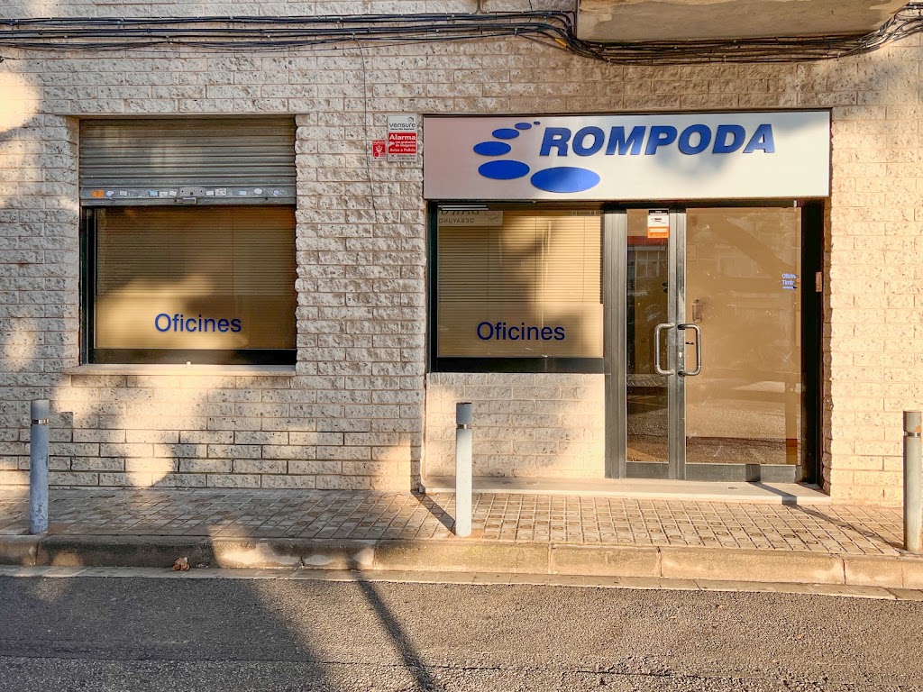 Rompoda - Uniformes escolares