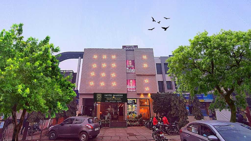 Hotel Mahesh